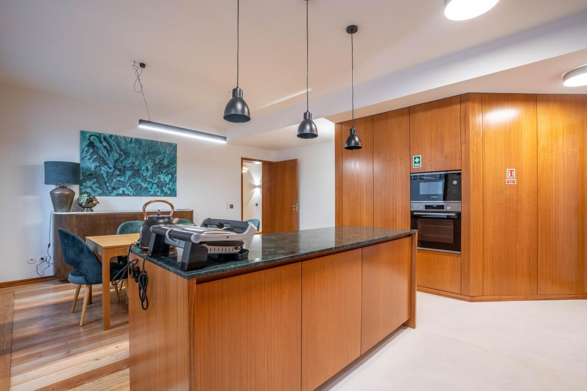 Sublime Downtown Retreat By Elsa Apartment Porto Exterior foto