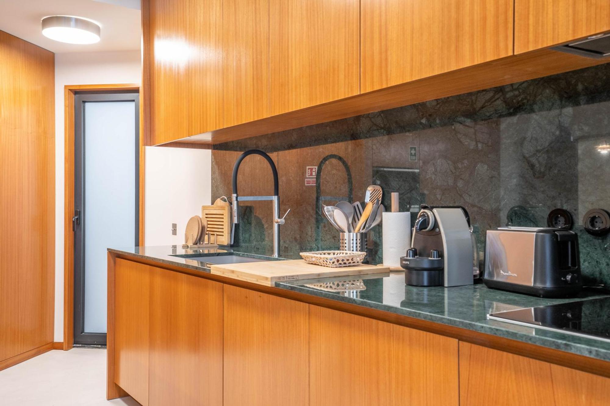Sublime Downtown Retreat By Elsa Apartment Porto Exterior foto